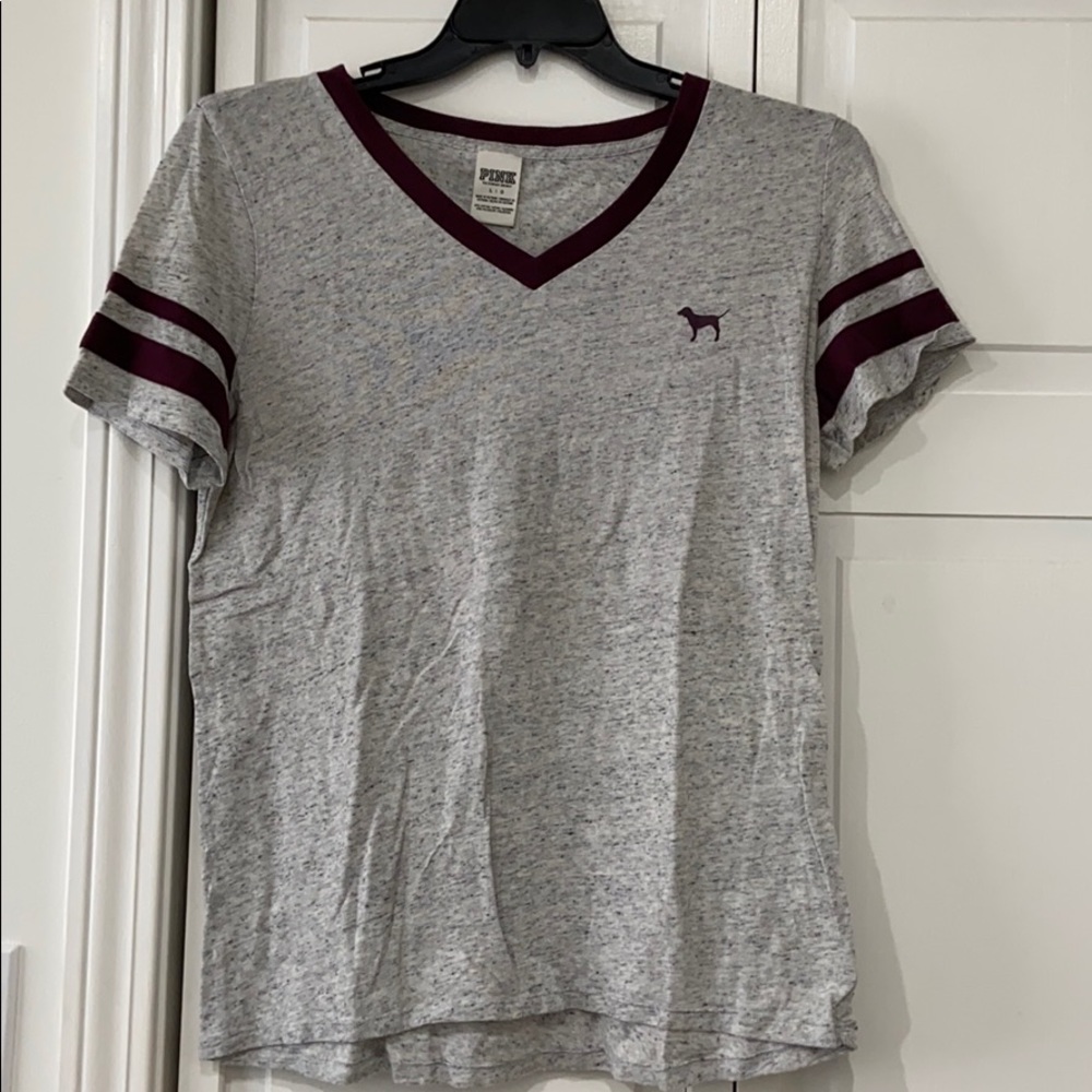 pink v neck t shirt